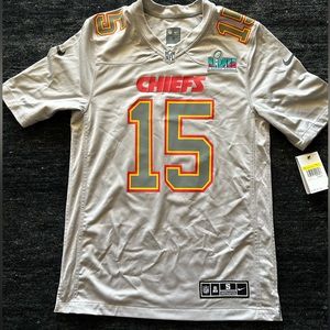 Nike Patrick Mahomes Kansas City Chiefs Super Bowl LVII Grey Jersey Size Small
